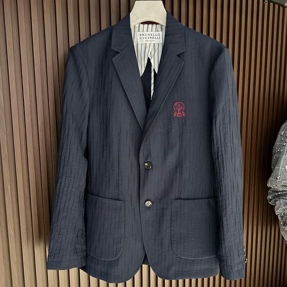 홍콩명품.BRUNELLO CUCINELLI]브루넬로 쿠치넬리 2026 남성용 린넨 수트자켓 BL1409 YB 홍콩명품의류,구매대행,온라인명품