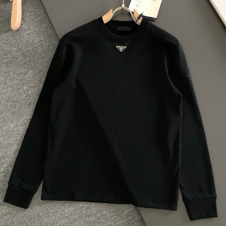 [홍콩명품.PRADA] 프라다 2026 남성용 긴팔티 PD2312 PD 홍콩명품의류,구매대행,온라인명품